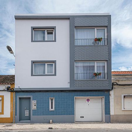 מונטיז'ו Orangetreehouses מראה חיצוני תמונה